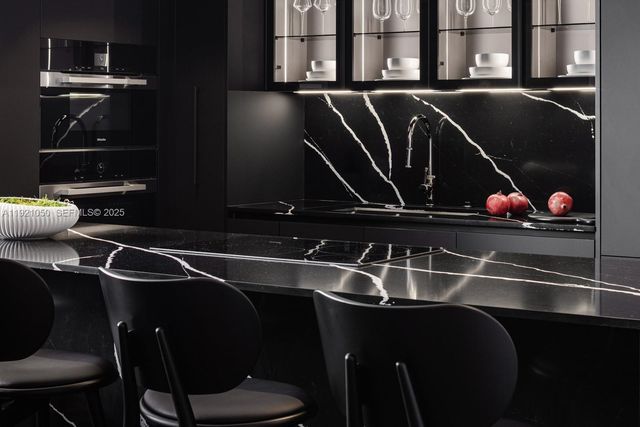 5875 Collins Ave 902, Miami Beach, FL 33140