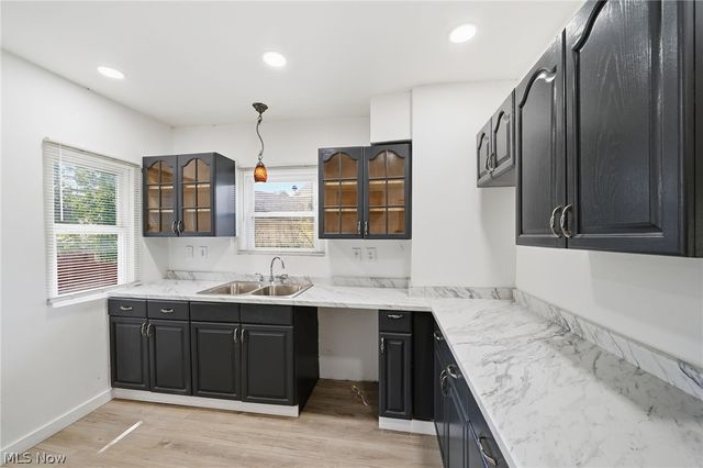 3356 Spangler Road, Cleveland Heights, OH 44112