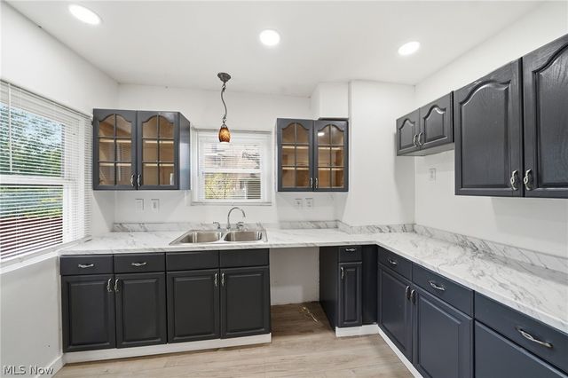 3356 Spangler Road, Cleveland Heights, OH 44112
