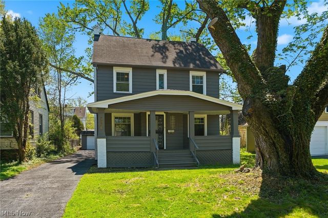 3356 Spangler Road, Cleveland Heights, OH 44112