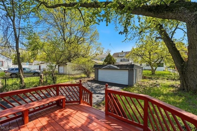 3356 Spangler Road, Cleveland Heights, OH 44112