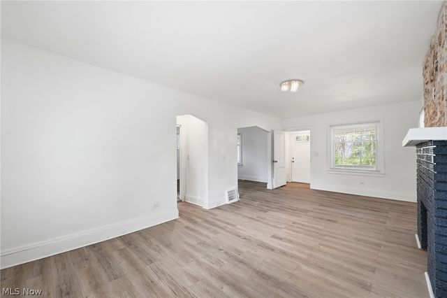3356 Spangler Road, Cleveland Heights, OH 44112