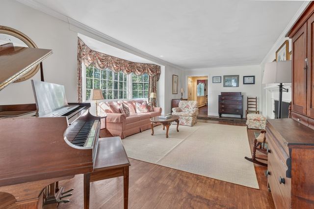 208 Dutton Road, Sudbury, MA 01776