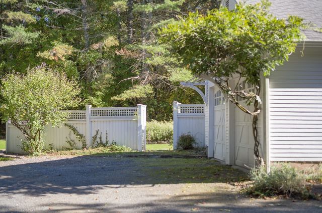 208 Dutton Road, Sudbury, MA 01776