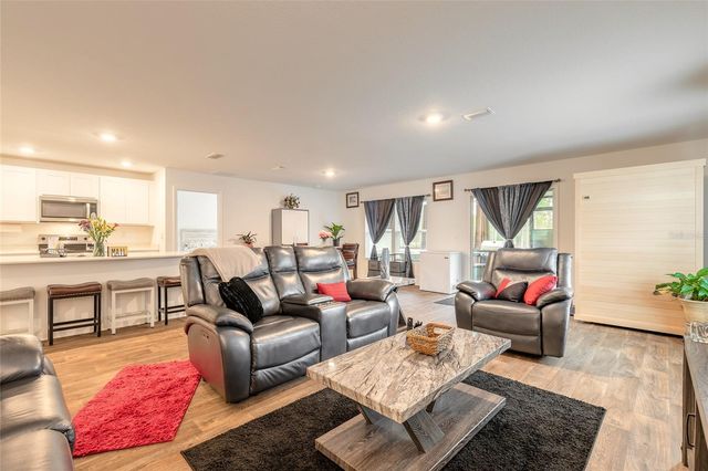 82 HULETT WOODS ROAD, Palm Coast, FL 32137