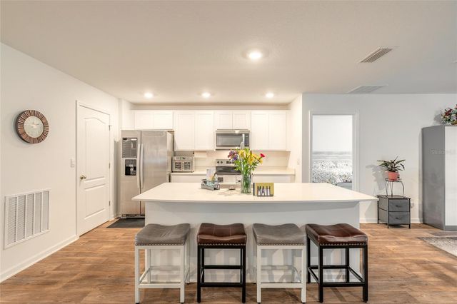 82 HULETT WOODS ROAD, Palm Coast, FL 32137