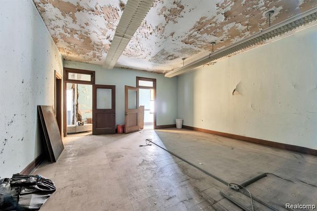 9137 Linwood Street, Detroit, MI 48206