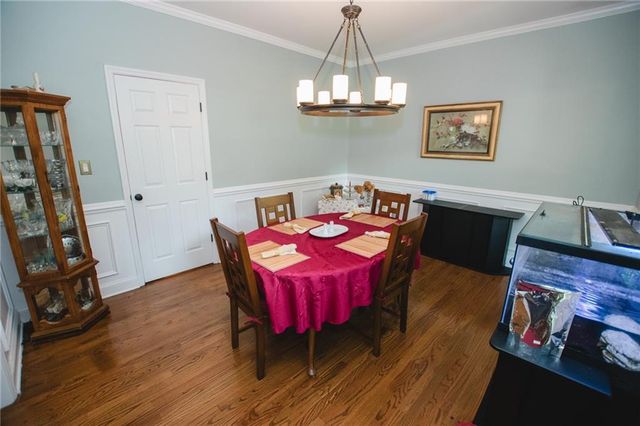 1011 Lakeside Court, Bishop, GA 30621