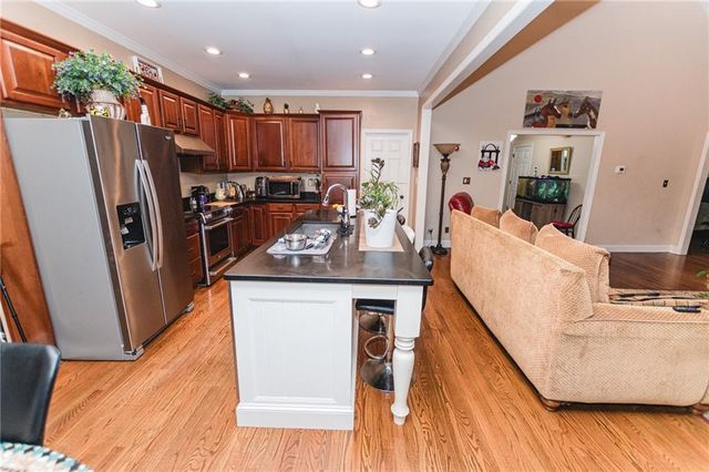 1011 Lakeside Court, Bishop, GA 30621