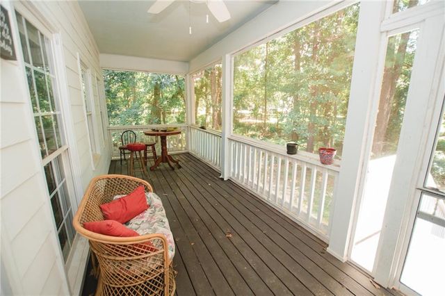 1011 Lakeside Court, Bishop, GA 30621