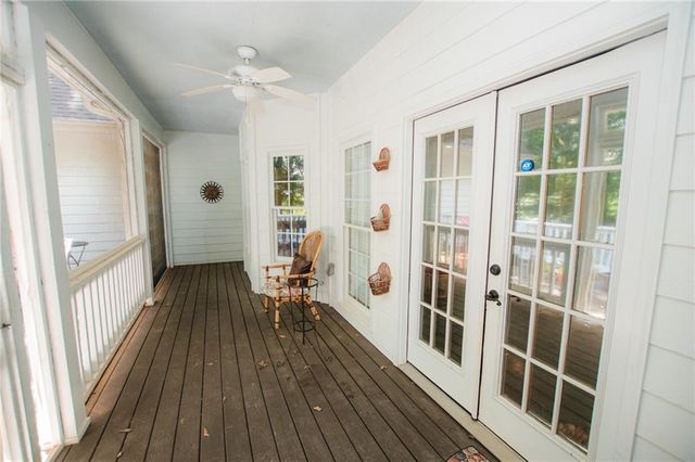 1011 Lakeside Court, Bishop, GA 30621