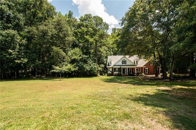1011 Lakeside Court, Bishop, GA 30621