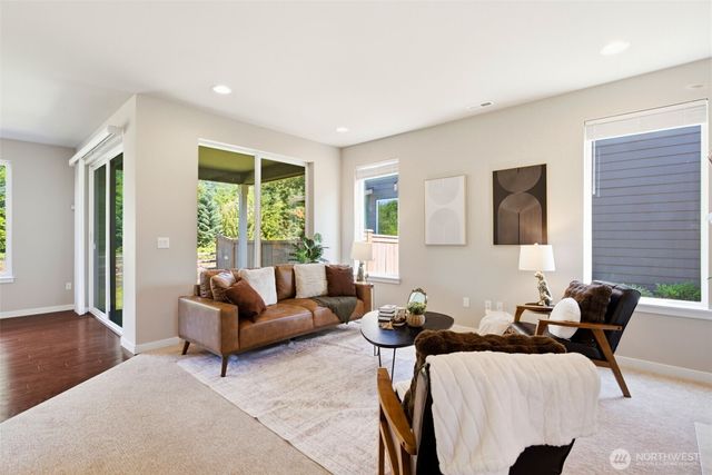 938 NE 4th, North Bend, WA 98045