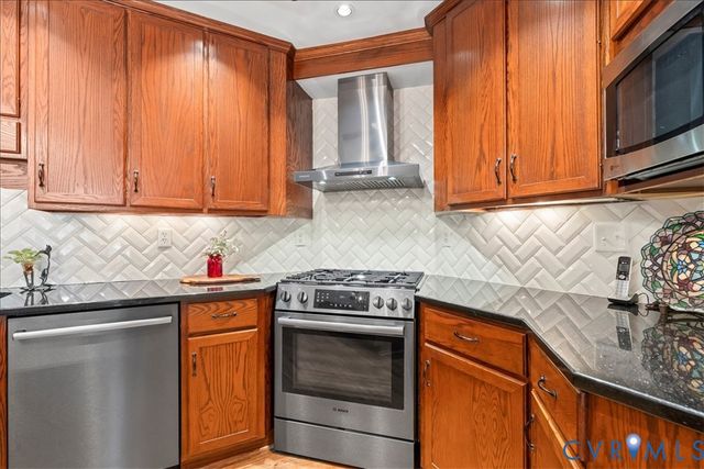 2911 Vistapoint Rd, Chesterfield, VA 23113