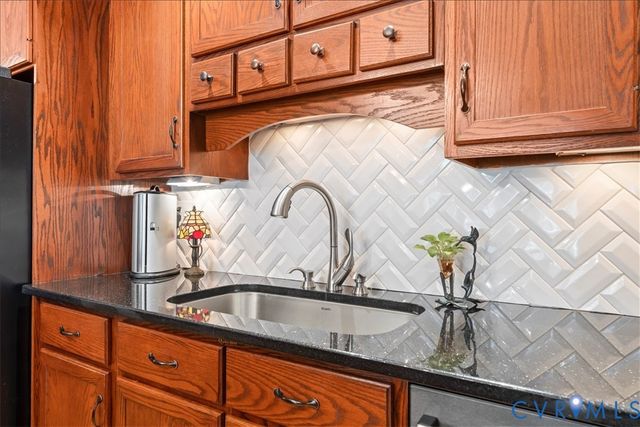 2911 Vistapoint Rd, Chesterfield, VA 23113