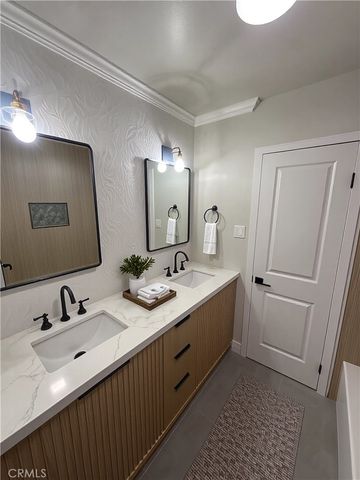 5174 W 135th Street, Hawthorne, CA 90250