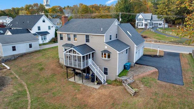 108 Linwood St, Uxbridge, MA 01569