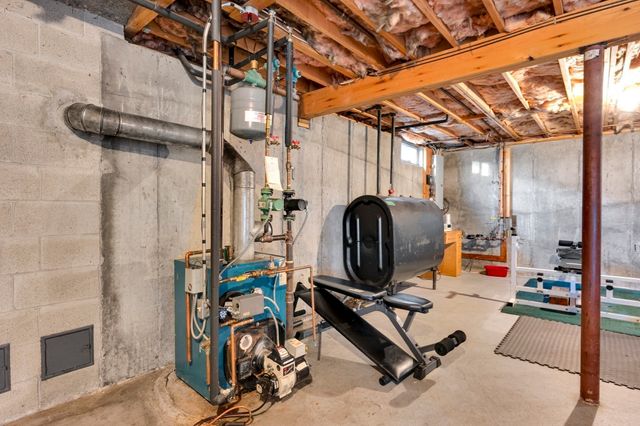 108 Linwood St, Uxbridge, MA 01569