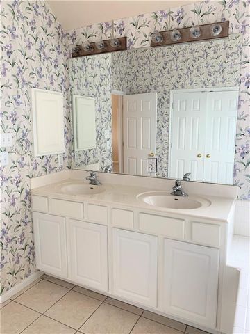 1720 Chasewood DR, Austin, TX 78727