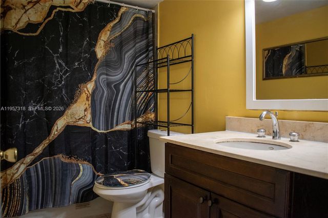 4144 Inverrary Dr 15G, Lauderhill, FL 33319