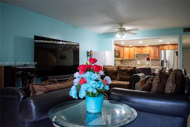 4144 Inverrary Dr 15G, Lauderhill, FL 33319