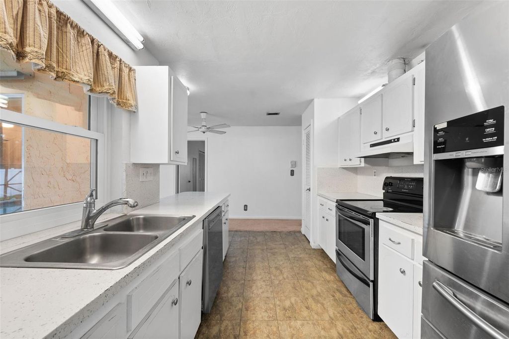 Image 15 of property listing at 1540 NW 10TH STREET, Boca Raton, FL 33486