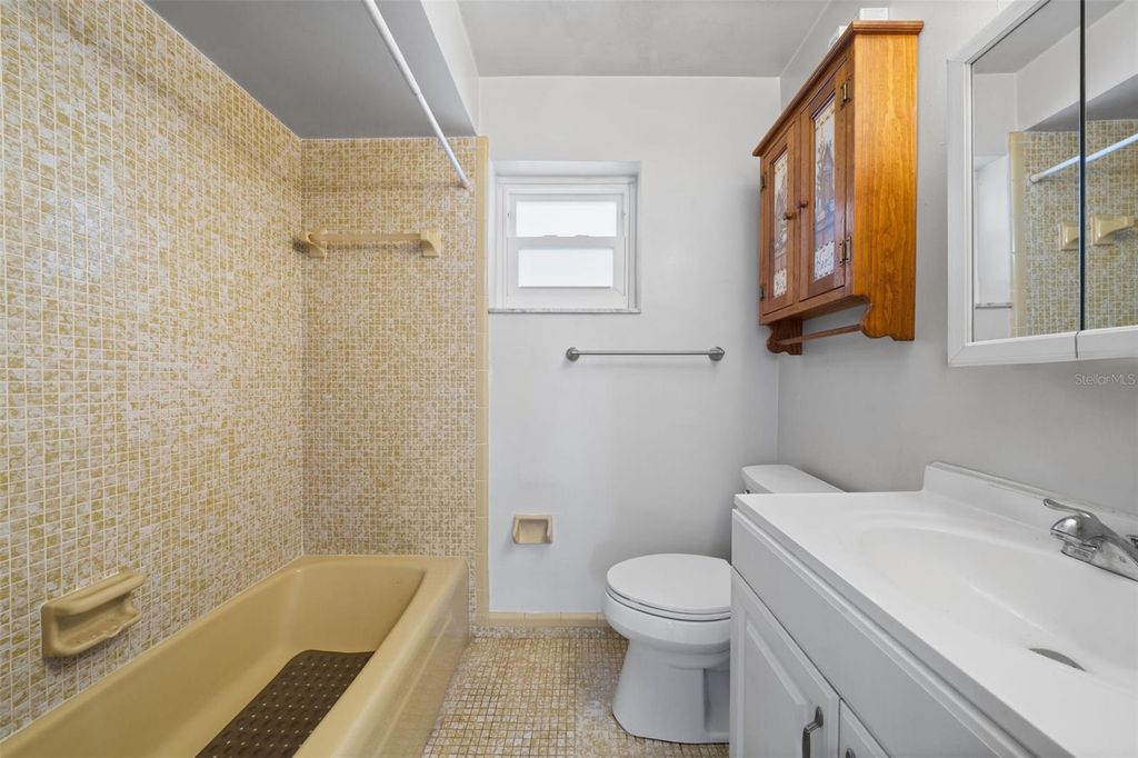 Image 20 of property listing at 1540 NW 10TH STREET, Boca Raton, FL 33486