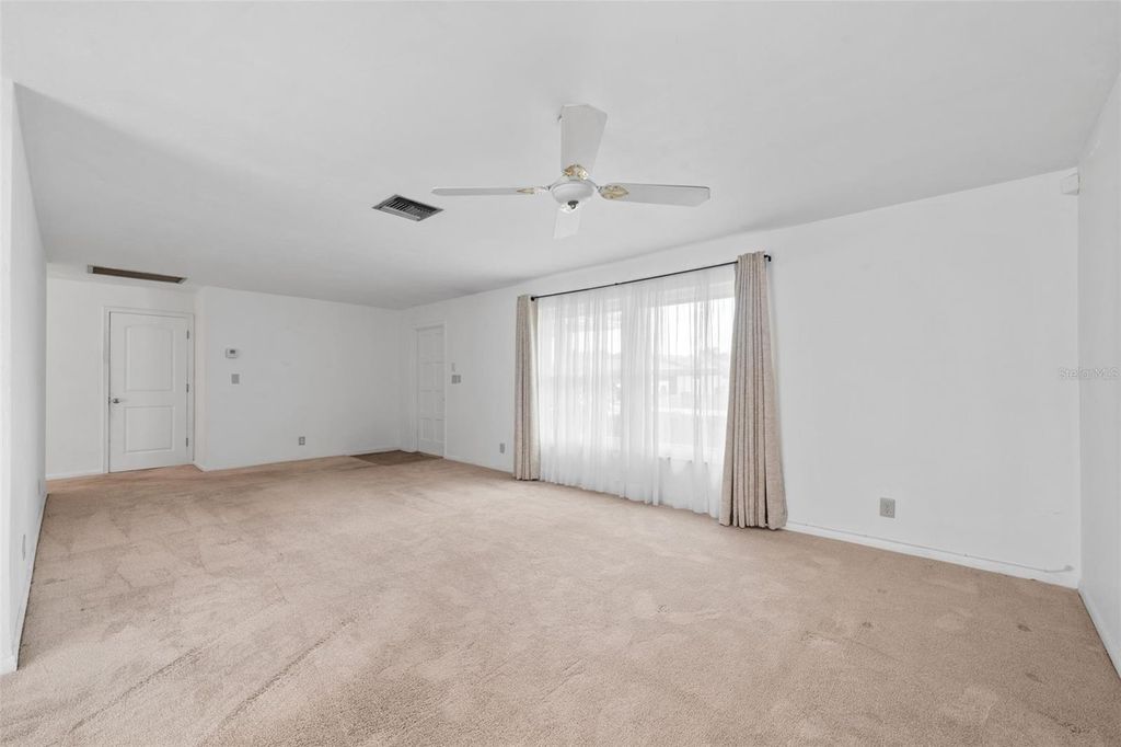 Image 9 of property listing at 1540 NW 10TH STREET, Boca Raton, FL 33486