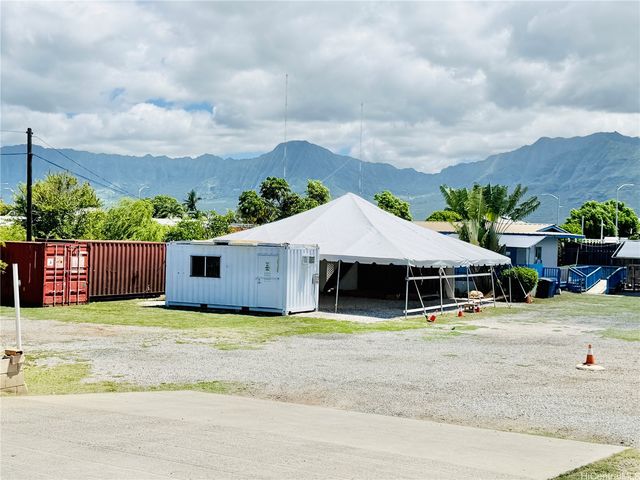 87-666 Farrington Highway, Waianae, HI 96792