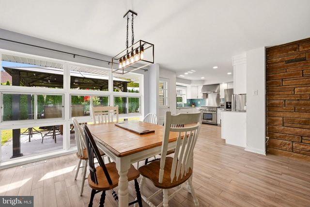 408 FERN AVE, Woodbury, NJ 08096