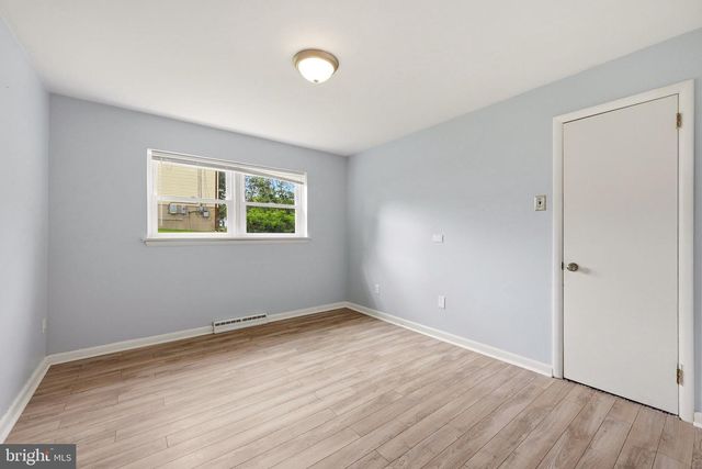 408 FERN AVE, Woodbury, NJ 08096