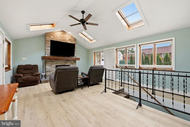408 FERN AVE, Woodbury, NJ 08096