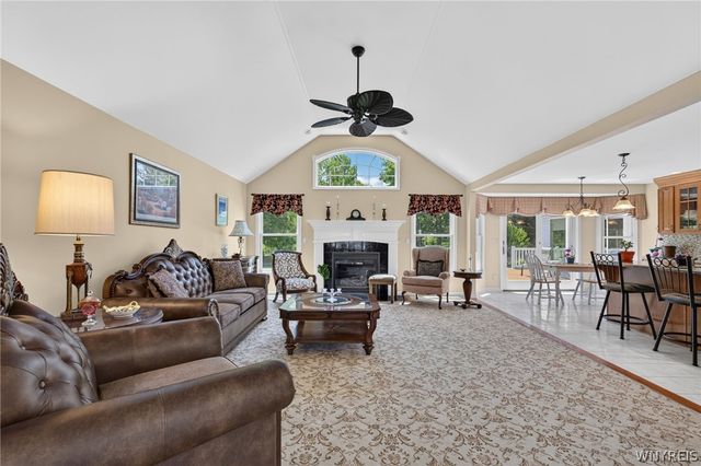 3548 Northcreek Run, Wheatfield, NY 14120