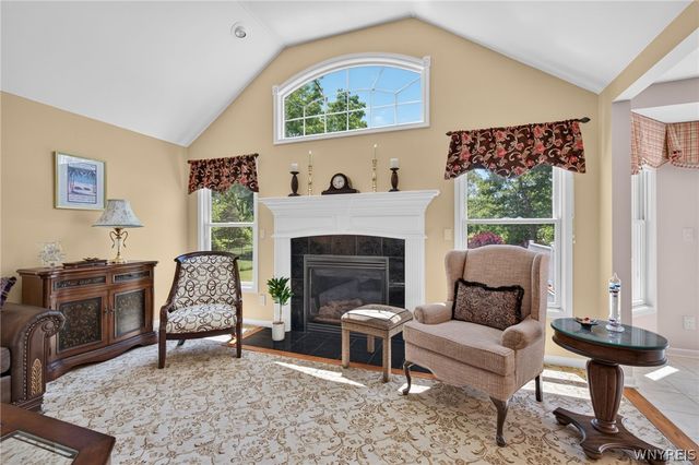 3548 Northcreek Run, Wheatfield, NY 14120