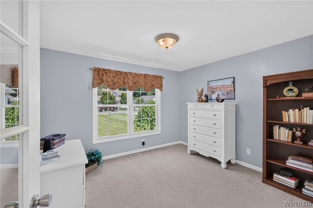3548 Northcreek Run, Wheatfield, NY 14120