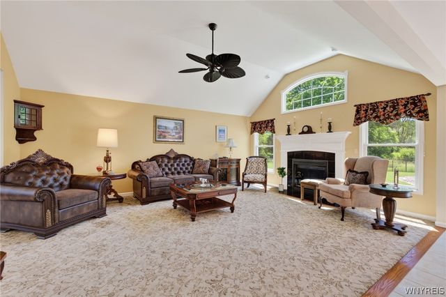 3548 Northcreek Run, Wheatfield, NY 14120