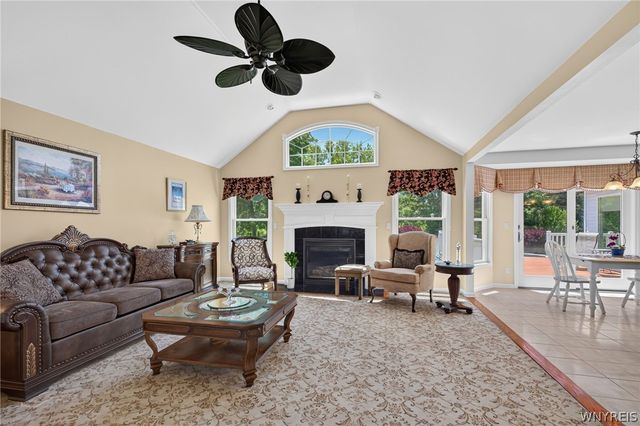 3548 Northcreek Run, Wheatfield, NY 14120