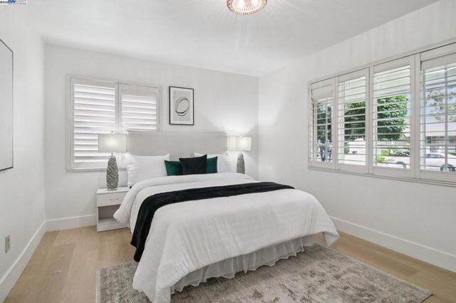 16045 Via Cordoba, San Lorenzo, CA 94580