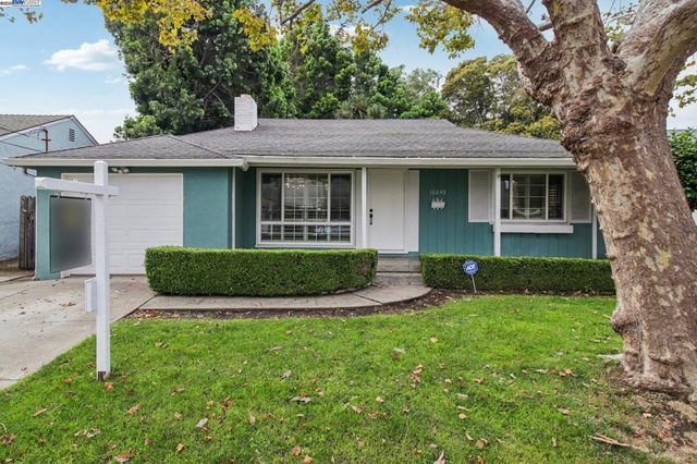 16045 Via Cordoba, San Lorenzo, CA 94580