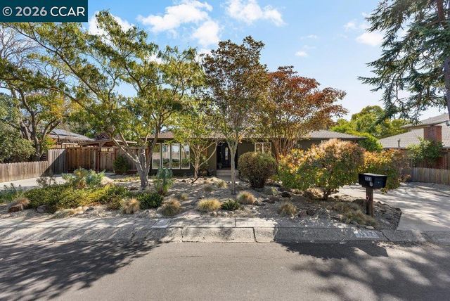 1122 Juanita Dr, Lafayette, CA 94595