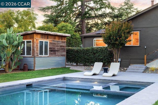 1122 Juanita Dr, Lafayette, CA 94595