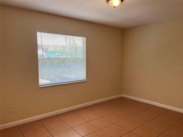 300 ORANGE AVENUE B, Longwood, FL 32750