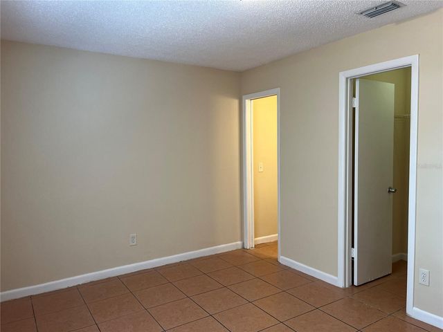 300 ORANGE AVENUE B, Longwood, FL 32750