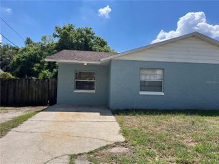 300 ORANGE AVENUE B, Longwood, FL 32750