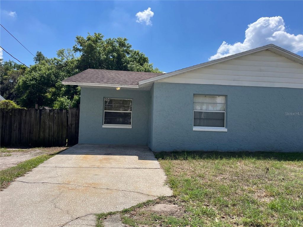 300 ORANGE AVENUE B, Longwood, FL 32750