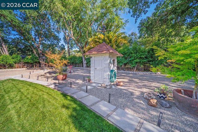 1409 Walden Rd, Walnut Creek, CA 94597
