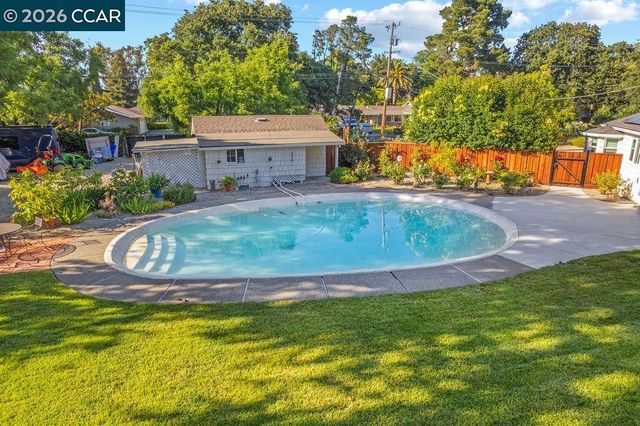 1409 Walden Rd, Walnut Creek, CA 94597