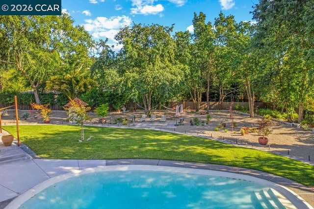 1409 Walden Rd, Walnut Creek, CA 94597