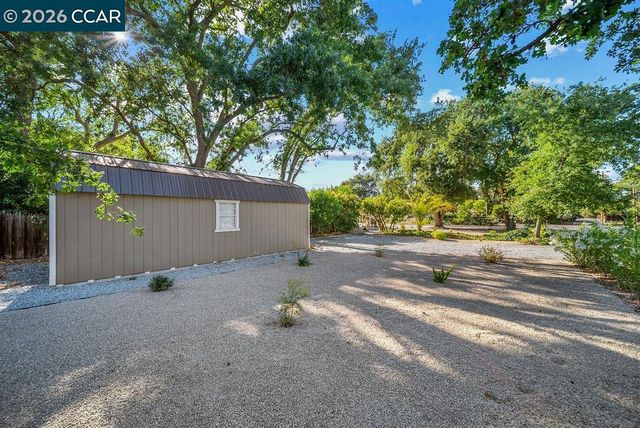 1409 Walden Rd, Walnut Creek, CA 94597