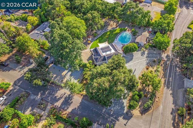 1409 Walden Rd, Walnut Creek, CA 94597